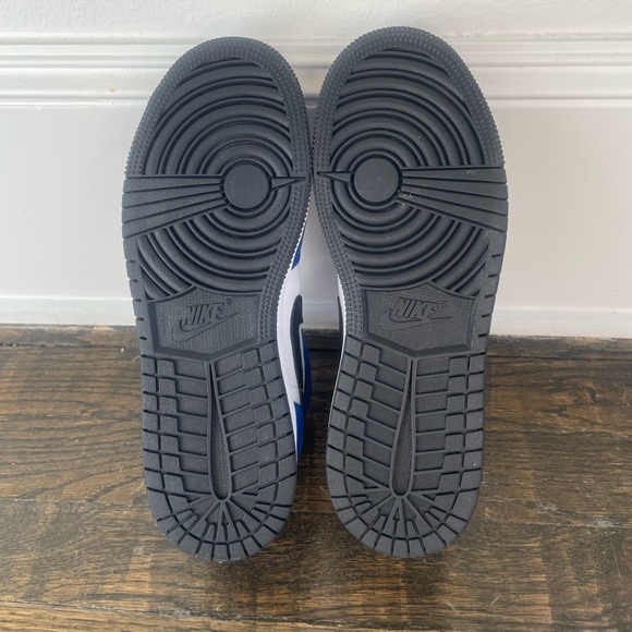 New Nike Air Jordan 1 Mid GS Blue White Black | Size 5Y - Picture 3 of 6